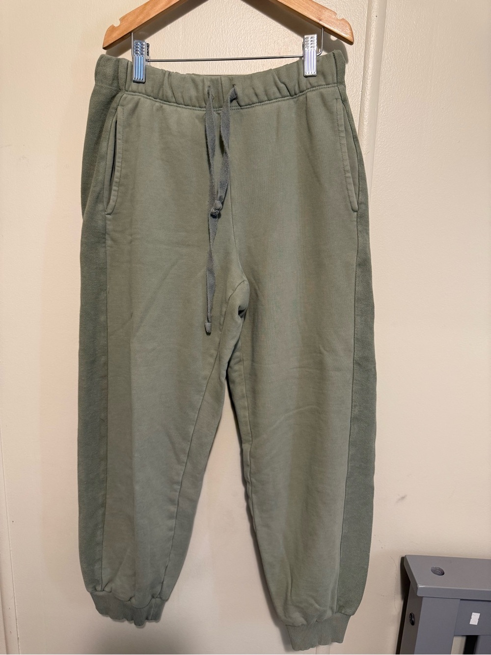 Aerie Womens Olive Green Drawstring Jogger Pants Medium size - Picture 1 of 11